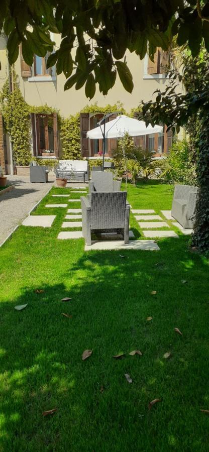 Hotel Residenza La Dimora Imperfetta Salionze Exterior foto