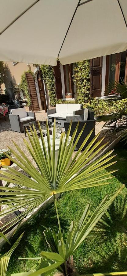 Hotel Residenza La Dimora Imperfetta Salionze Exterior foto